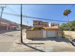 Casa en venta en Playas de Tijuana Sección Costa Azul, Tijuana — foto 2 de 14