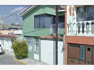 Casa en venta en Dr. Jorge Jiménez Cantú, Metepec — foto 3 de 12