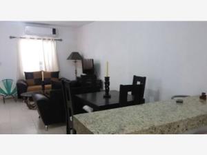 Casa en venta en Parques las Palmas, Puerto Vallarta — foto 2 de 10