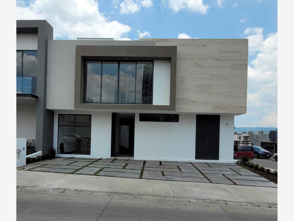 Casa en venta en Rincón de la Montaña, Morelia — foto 1 de 12