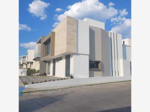 Casa en venta en Rincón de la Montaña, Morelia — foto 2 de 12