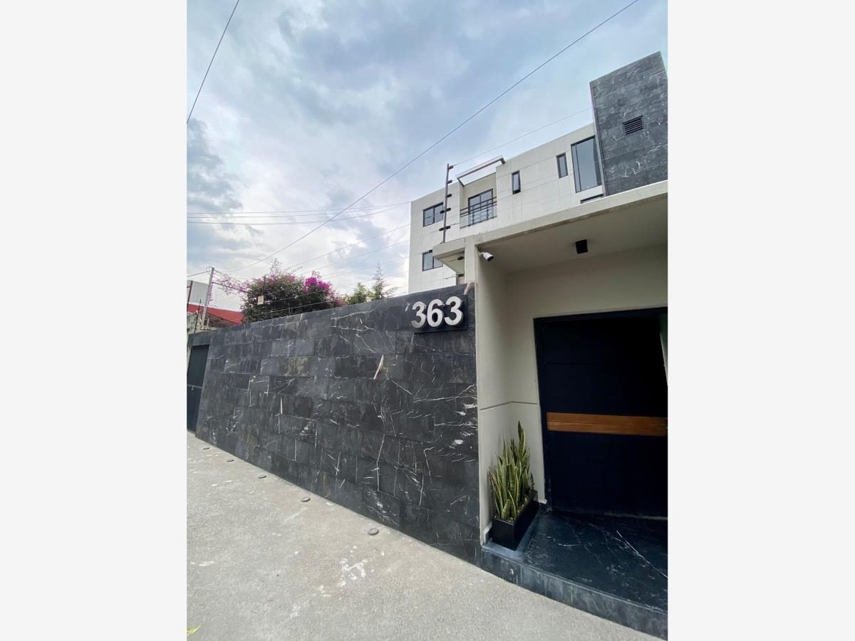 Departamento en venta en Lomas de Tecamachalco, Naucalpan de Juárez — foto 1 de 25