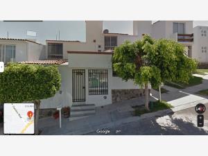 Casa en Misión Mariana, Corregidora, Querétaro
