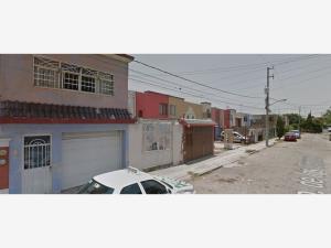 Casa en venta en Los Naranjos, Celaya — foto 2 de 5