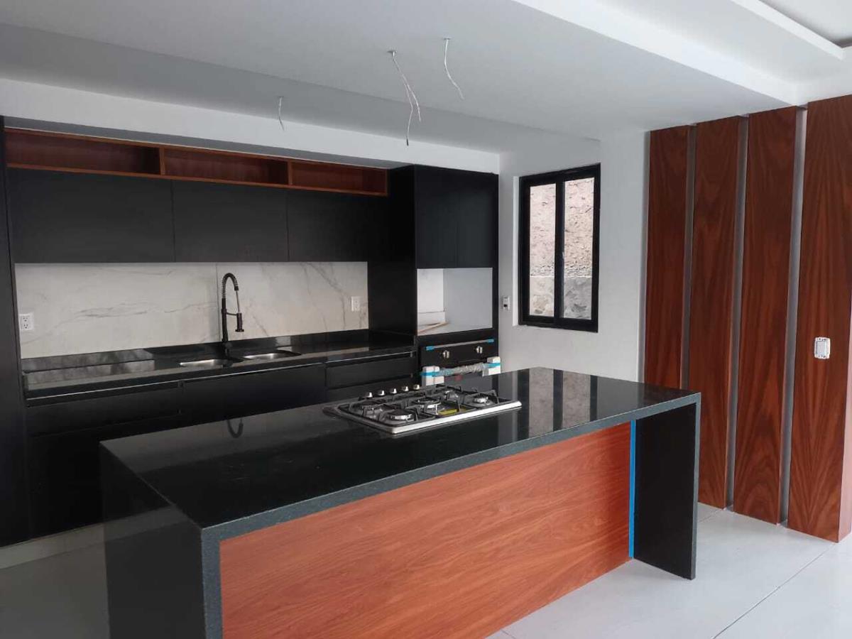 Casa en venta en Rancho Tetela, Cuernavaca — foto 1 de 30