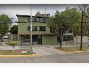 Casa en venta en Ciudad Satelite, Naucalpan de Juárez, México Casa en venta en Ciudad Satelite, Naucalpan de Juárez, México