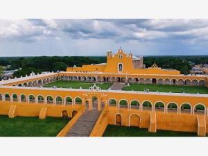 Terreno en venta en Izamal Centro, Izamal — foto 2 de 12
