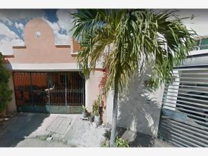 Casa en venta en Residencial Pensiones VI, Mérida — foto 2 de 17