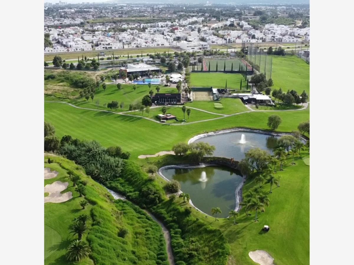 Terreno en venta en Valle Imperial, Zapopan — foto 1 de 13