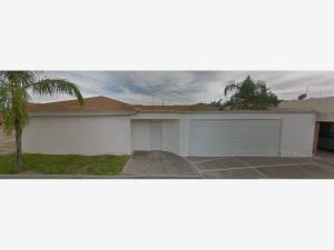 Casa en venta en Residencial Campestre la Rosita, Torreón — foto 2 de 11