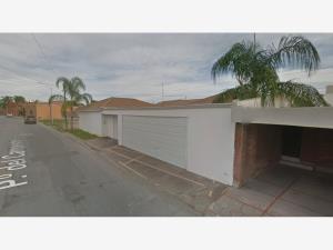 Casa en venta en Residencial Campestre la Rosita, Torreón — foto 3 de 11