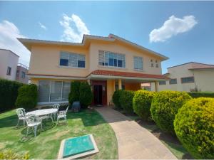 Casa en venta en San Miguel Zinacantepec Centro, Zinacantepec — foto 3 de 24
