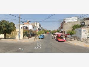 Casa en venta en Villas de Guadalupe, Guadalajara — foto 2 de 5