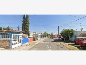 Casa en venta en Hacienda Santa Fe, Tlajomulco de Zúñiga — foto 2 de 5