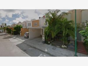 Casa en venta en Misión Villamar I, Playa del Carmen — foto 2 de 10