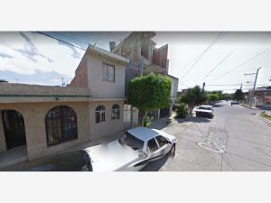 Casa en venta en Jardines de la Hacienda, Irapuato — foto 3 de 16