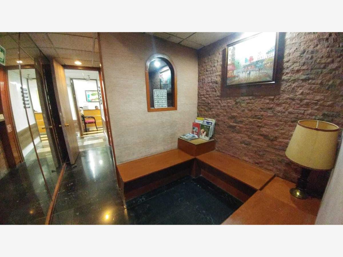 Consultorio en renta en Toriello Guerra, Tlalpan — foto 1 de 11