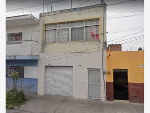 Casa en Santa Cecilia 3a. Sección, Guadalajara, Jalisco