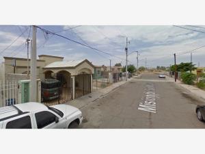 Casa en venta en Misión del Valle, Mexicali — foto 3 de 10