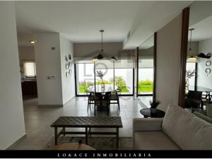 Casa en venta en La Rioja Residencial, Torreón — foto 2 de 24