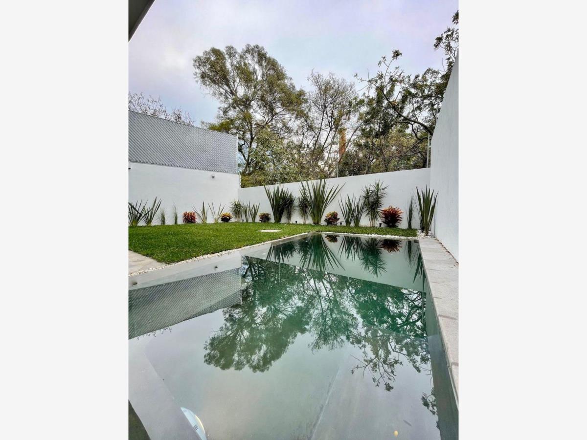 Casa en venta en Buenavista, Cuernavaca — foto 1 de 39