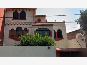 Casa en venta en Claveria, Azcapotzalco — foto 2 de 11
