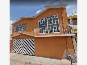 Casa en venta en Lomas Lindas I Sección, Atizapán de Zaragoza — foto 2 de 27
