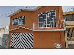 Casa en venta en Lomas Lindas I Sección, Atizapán de Zaragoza — foto 3 de 27