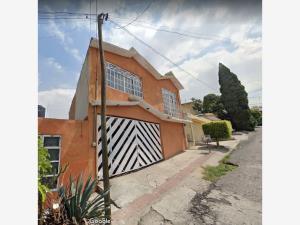 Casa en Lomas Lindas I Sección, Atizapán de Zaragoza, México