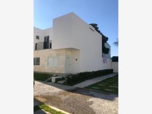 Casa en venta en Centro, Yautepec, Morelos Casa en venta en Centro, Yautepec, Morelos