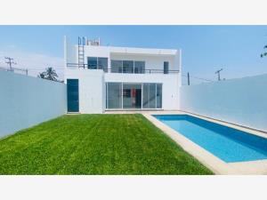 Casa en Jacarandas, Yautepec, Morelos