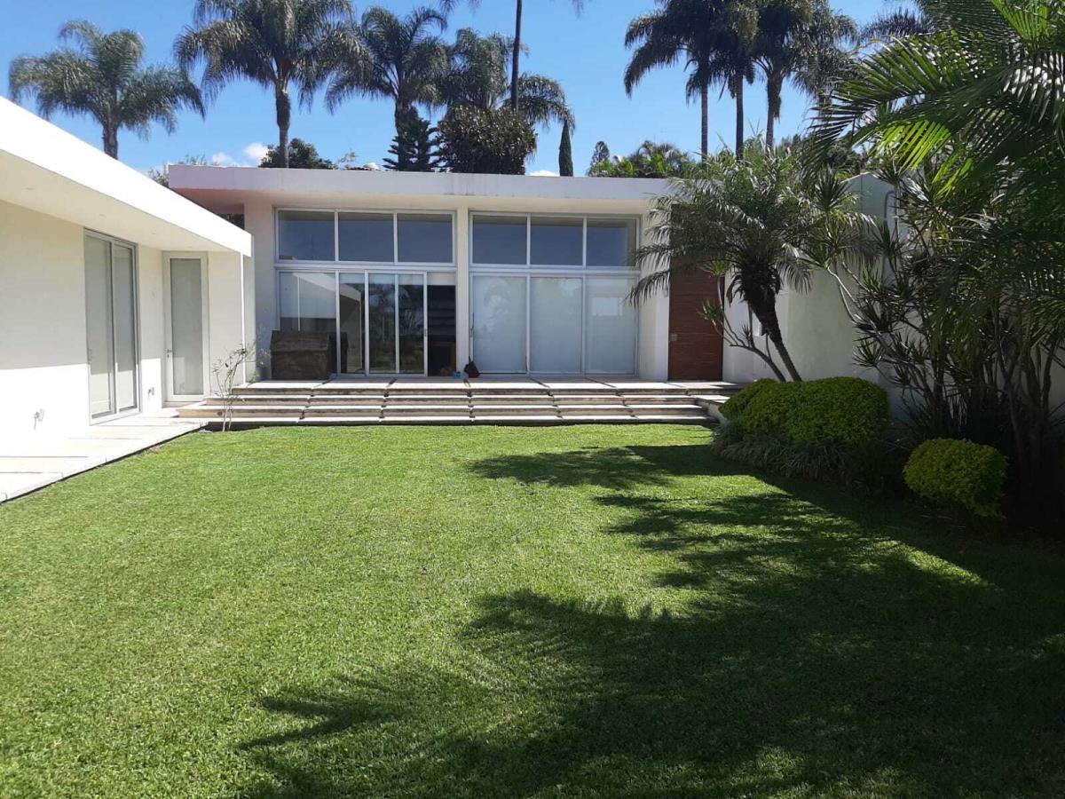 Casa en renta en Ahuatepec, Cuernavaca — foto 1 de 12