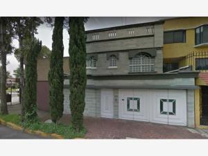 Casa en Paseos de Taxqueña, Coyoacán, Ciudad de México