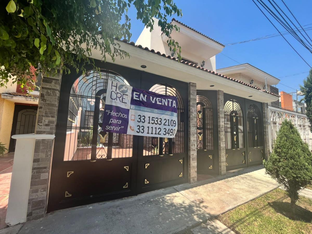 Casa en venta en Mirador de San Isidro, Zapopan — foto 1 de 41