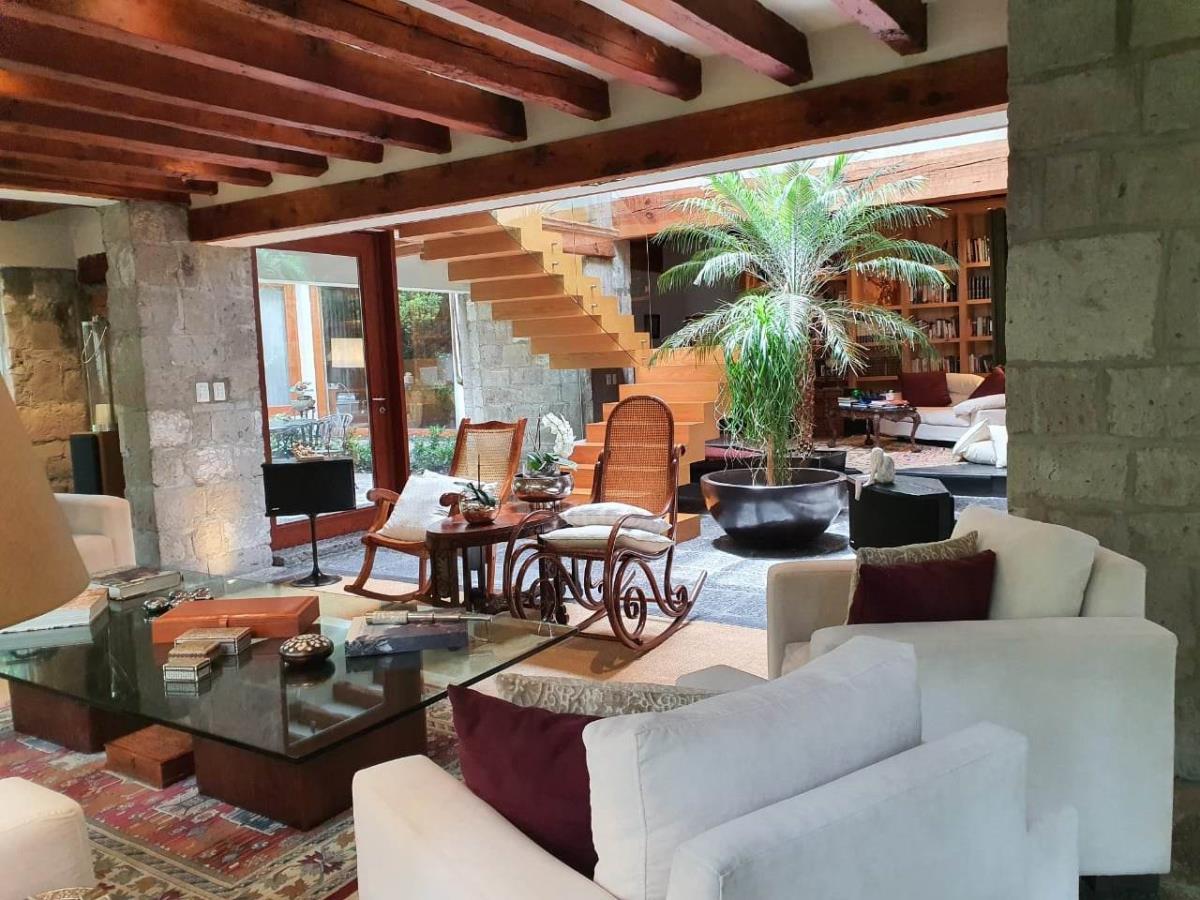 Casa en venta en Paseo de las Lomas, Álvaro Obregón — foto 1 de 10