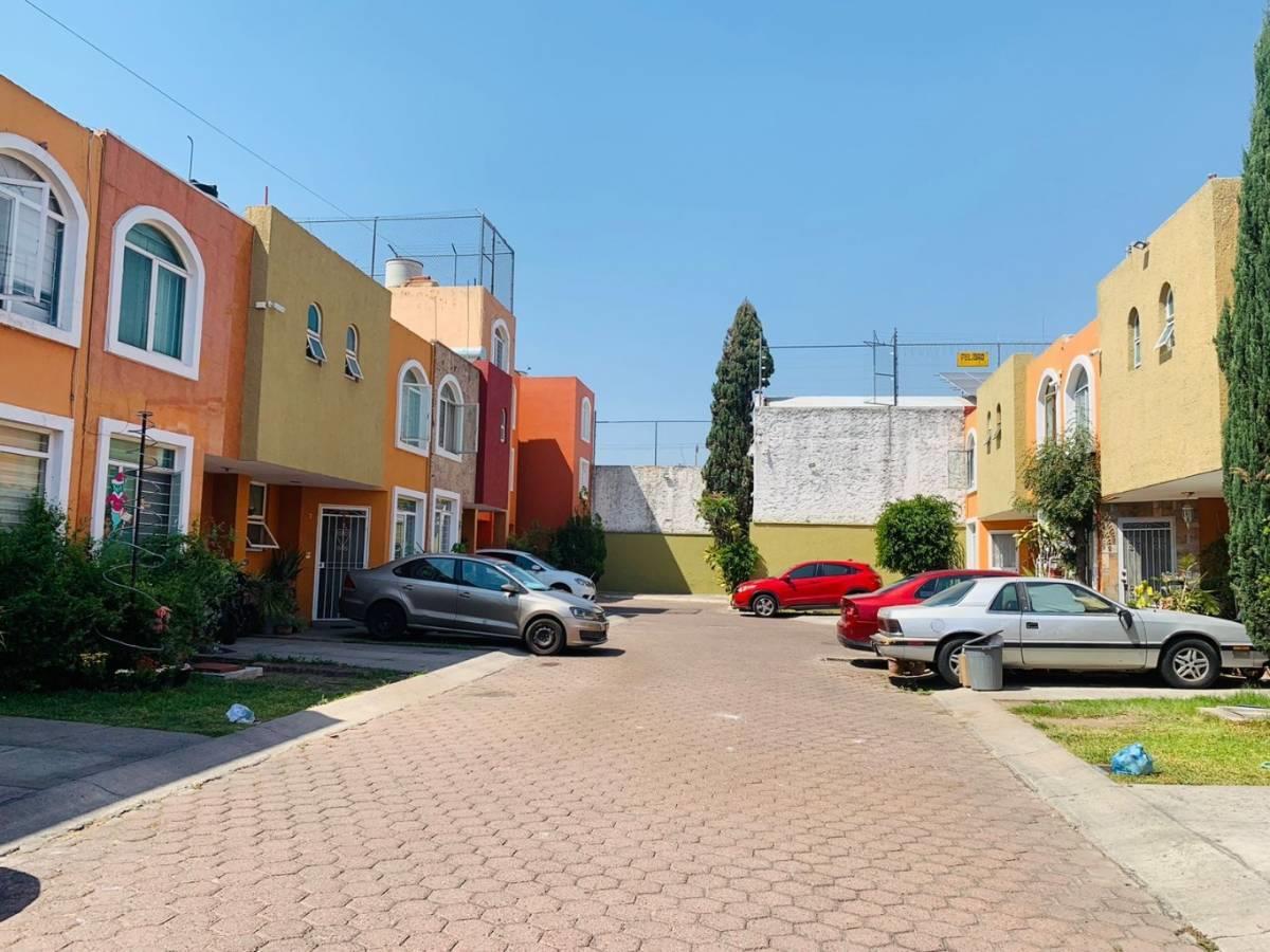 Casa en venta en Villasenor, Guadalajara — foto 1 de 19