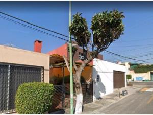Casa en venta en Ciudad Satelite, Naucalpan de Juárez — foto 2 de 8