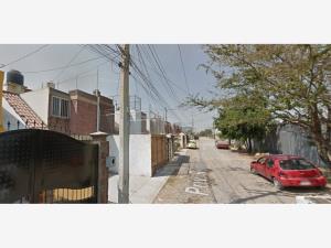Casa en venta en Salvador Portillo Lopez, San Pedro Tlaquepaque — foto 2 de 5