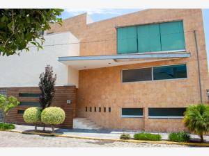 Casa en venta en Jardines de Zavaleta, Puebla — foto 2 de 16