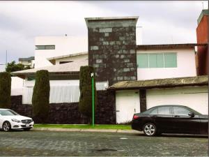 Casa en venta en Jardines En la Montaña, Tlalpan, Ciudad de México
