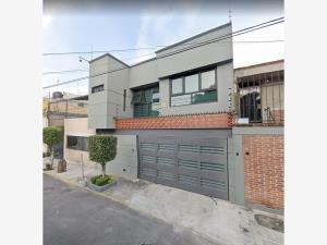 Casa en venta en Heroes de Churubusco, Iztapalapa — foto 2 de 7