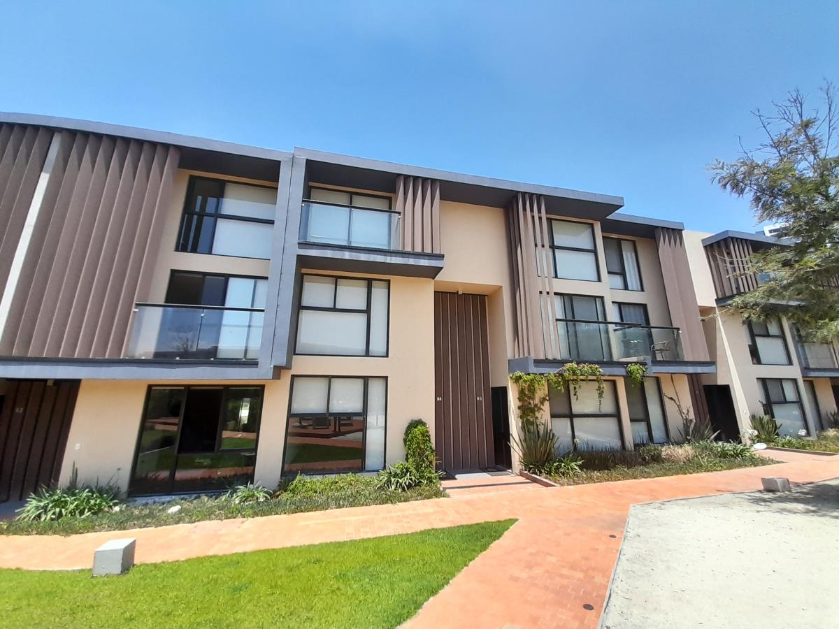 Casa en venta en Lomas de Angelópolis, San Andrés Cholula — foto 1 de 41