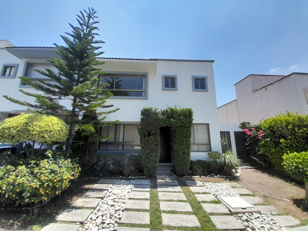 Casa en venta en Lomas de Angelópolis, San Andrés Cholula — foto 1 de 27