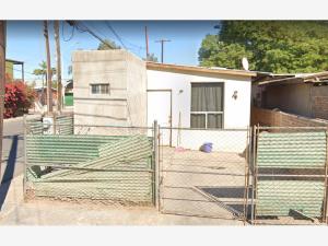 Casa en Profesores Federales, Mexicali, Baja California