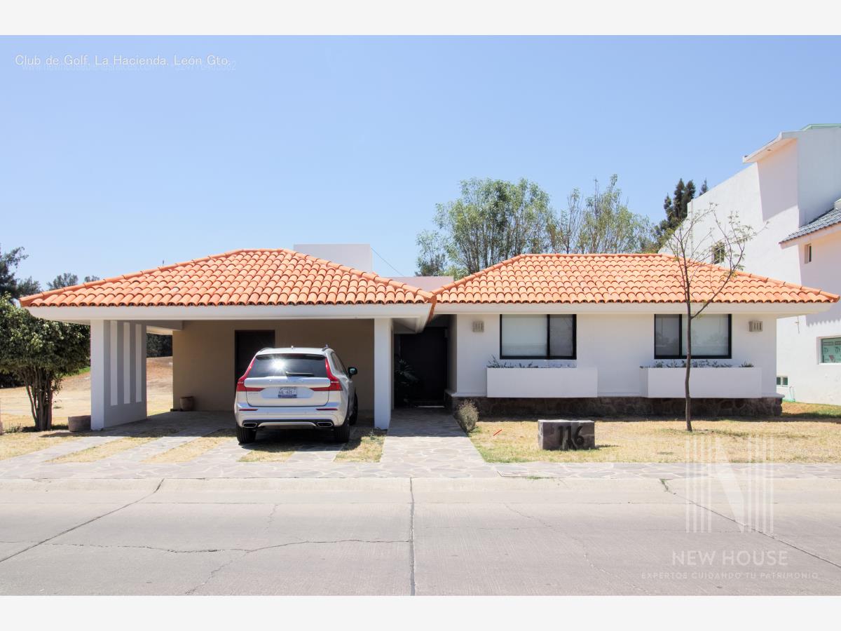 Casa en venta en La Hacienda de León Residencial y Golf, León — foto 1 de 24