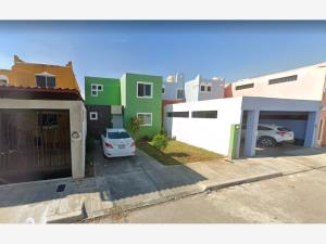 Casa en venta en Villa Zona Dorada, Mérida — foto 3 de 16