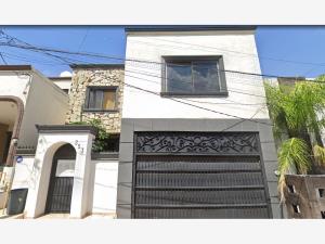 Casa en venta en Las Cumbres, Monterrey — foto 2 de 10