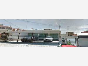 Casa en Lomas de Valle Dorado, Tlalnepantla de Baz, México