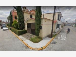 Casa en venta en Izcalli Cuauhtémoc I, Metepec — foto 2 de 3
