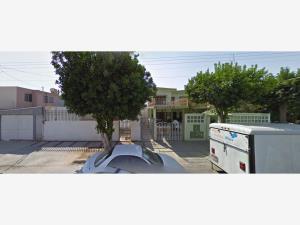 Casa en Jardines de California, Torreón, Coahuila de Zaragoza